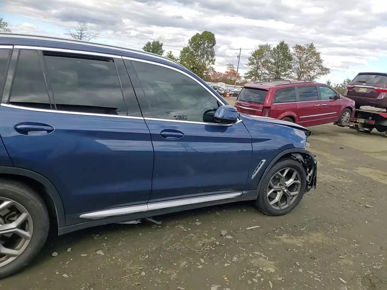 Фото: 5UXTY5C01M9F66332