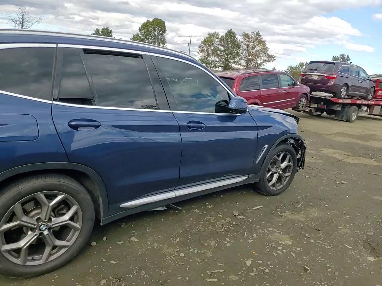 Фото: 5UXTY5C01M9F66332