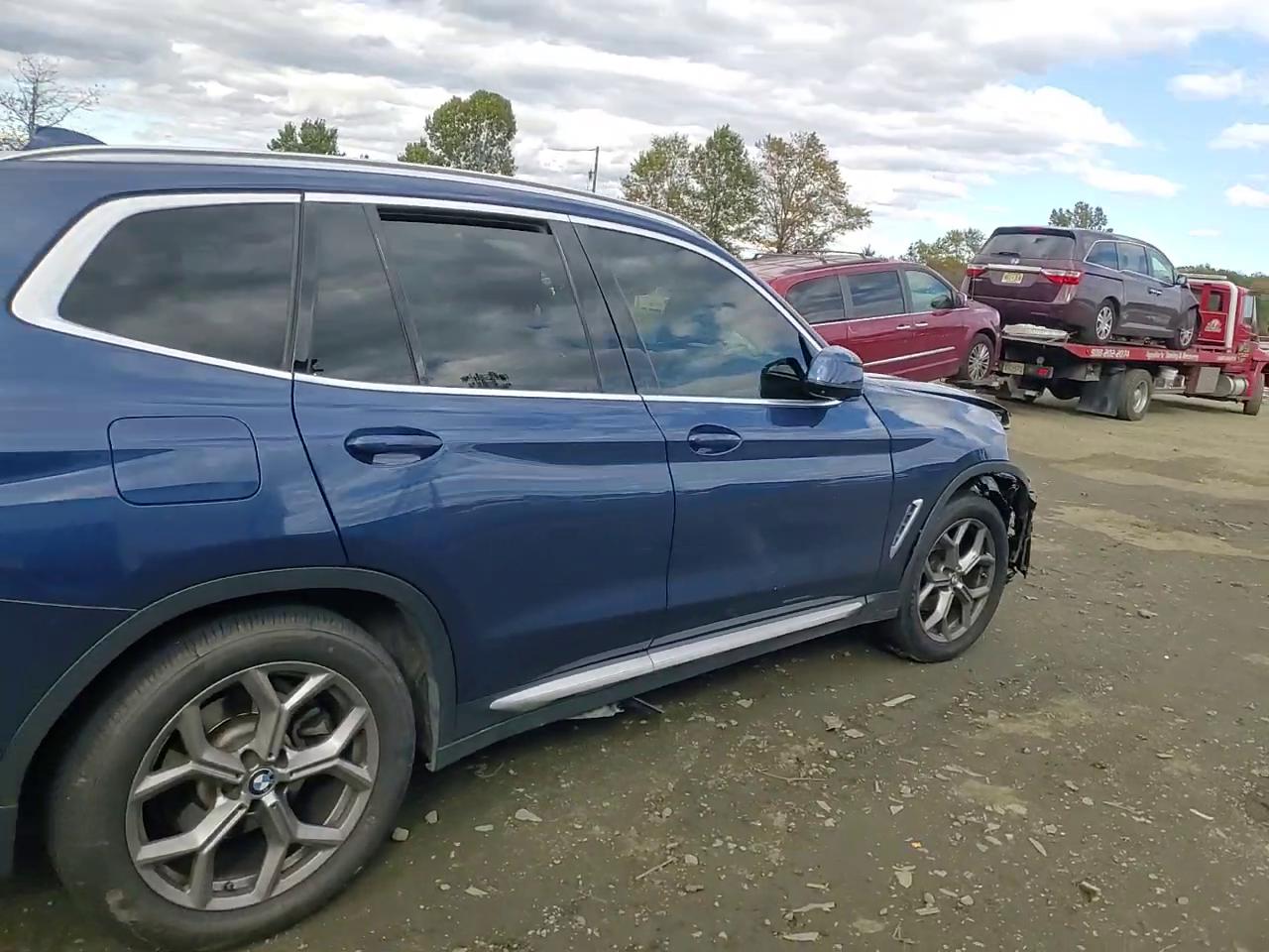 Фото: 5UXTY5C01M9F66332