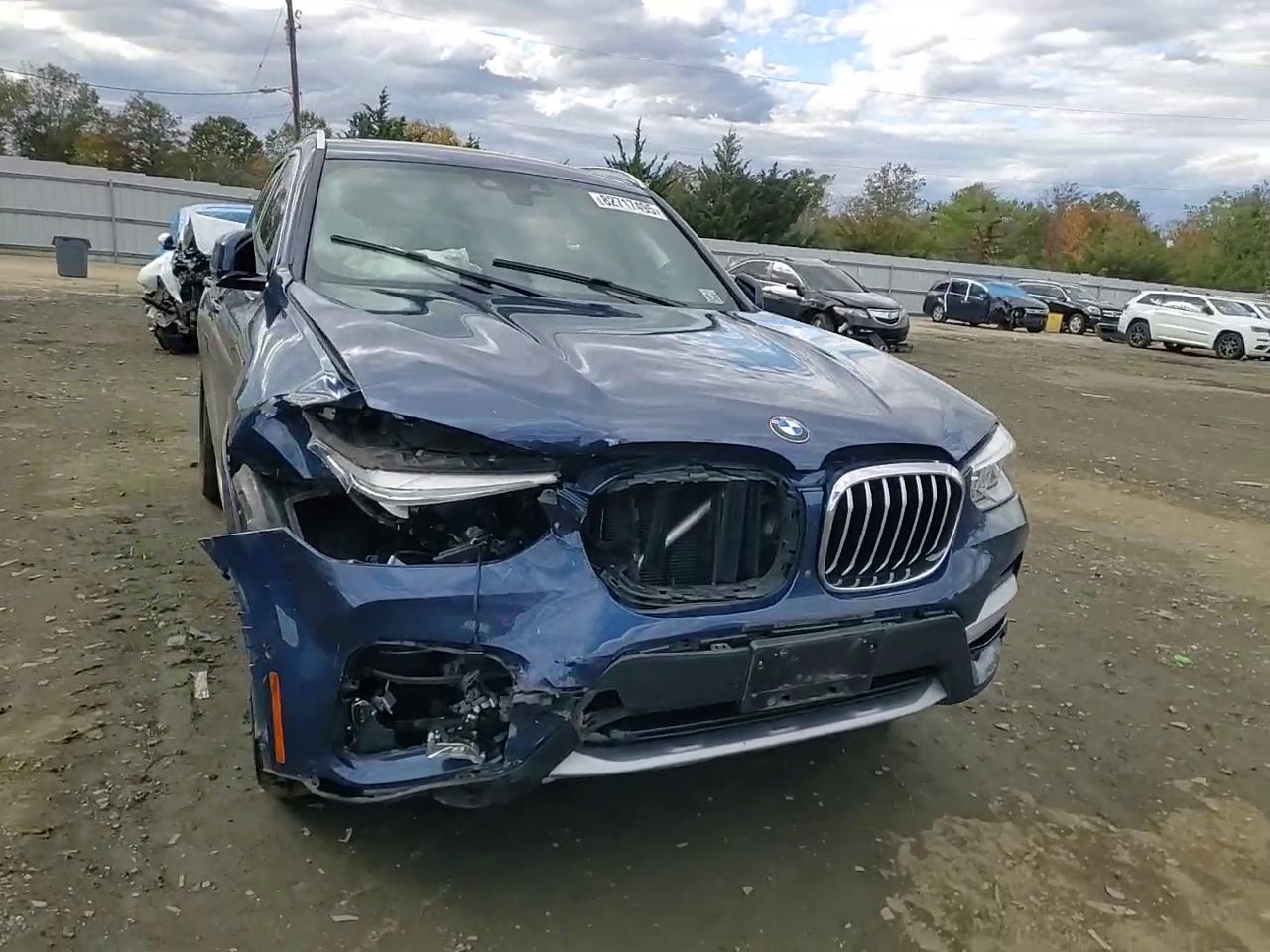 Фото: 5UXTY5C01M9F66332