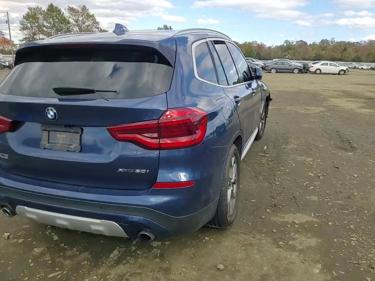 Фото: 5UXTY5C01M9F66332