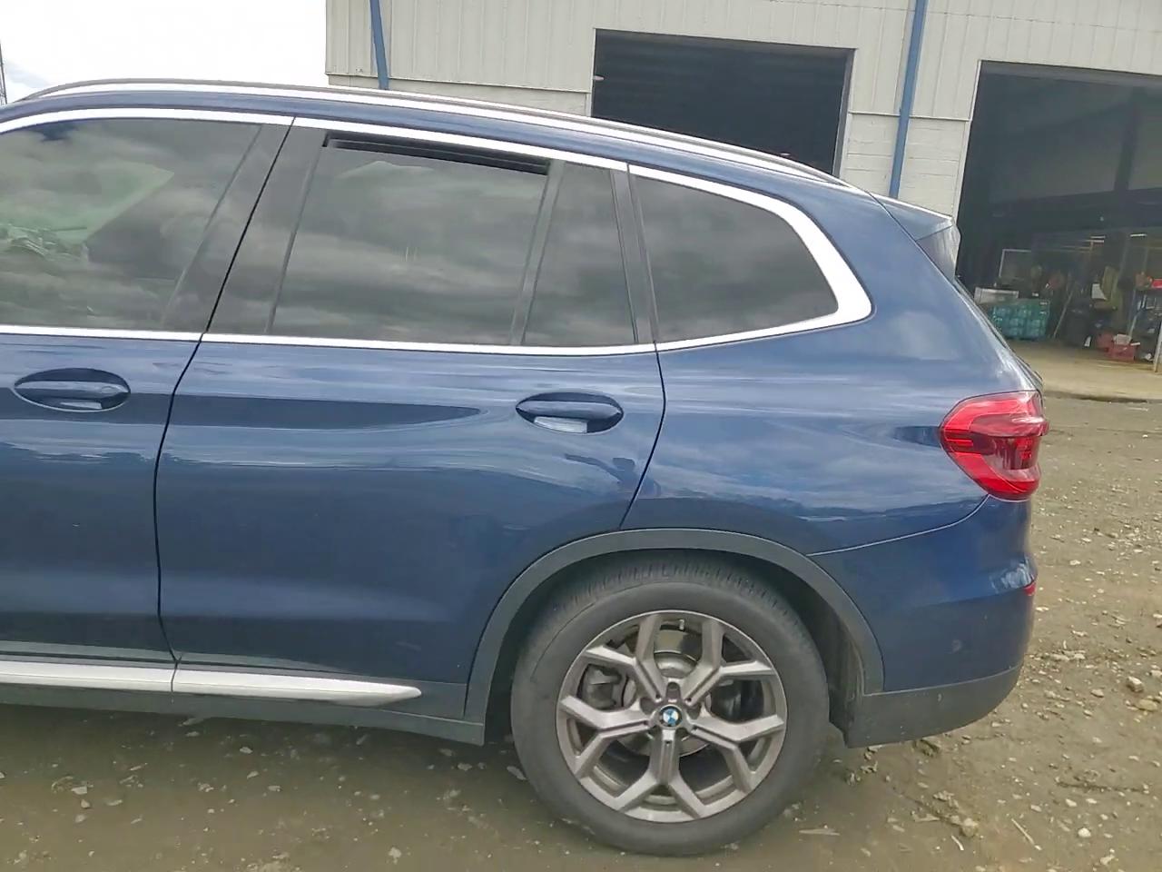 Фото: 5UXTY5C01M9F66332