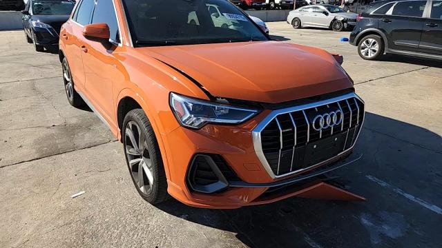 2019 Audi Q3 Premium Plus S-Line VIN: WA1EECF33K1086888 Lot: 90934715