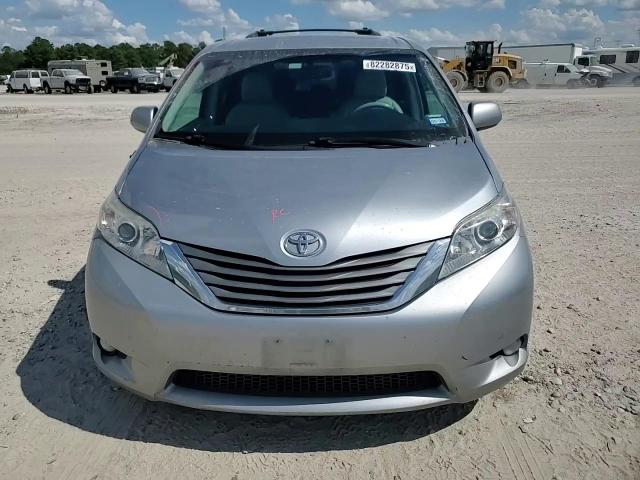 2013 Toyota Sienna Xle VIN: 5TDYK3DC4DS371233 Lot: 82282875