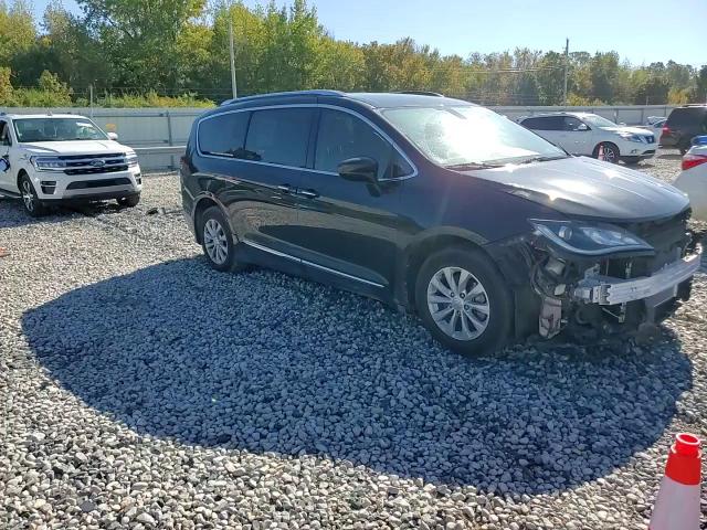 2018 Chrysler Pacifica Touring L VIN: 2C4RC1BGXJR141986 Lot: 90824515