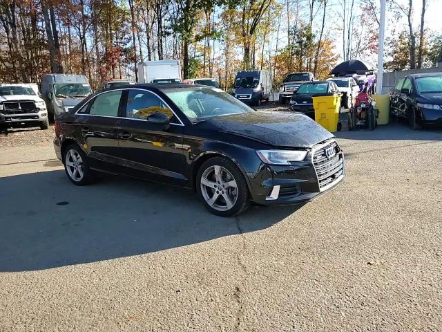 2019 Audi A3 Premium VIN: WAUBEGFF0KA120082 Lot: 90005445