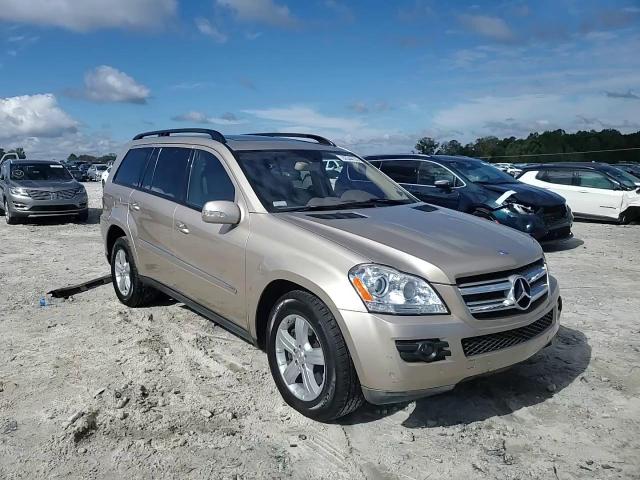 2007 Mercedes-Benz Gl 450 4Matic VIN: 4JGBF71EX7A211183 Lot: 82344135
