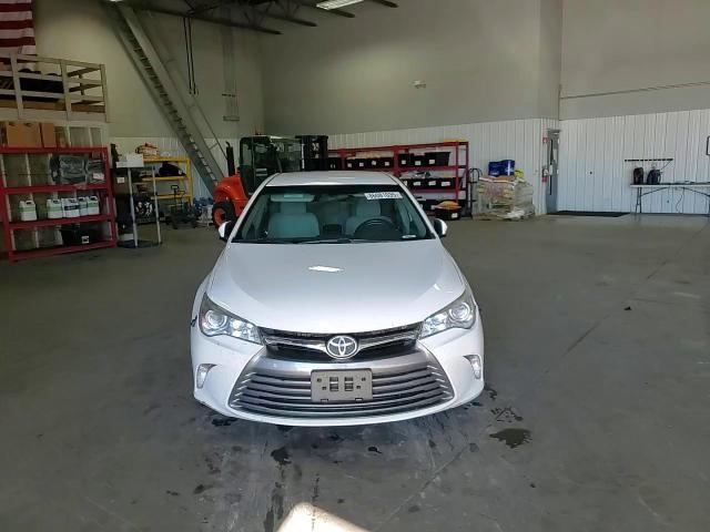 2015 Toyota Camry Le VIN: 4T1BF1FKXFU072679 Lot: 86081035