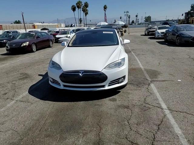 2013 Tesla Model S VIN: 5YJSA1CP7DFP15658 Lot: 84896525