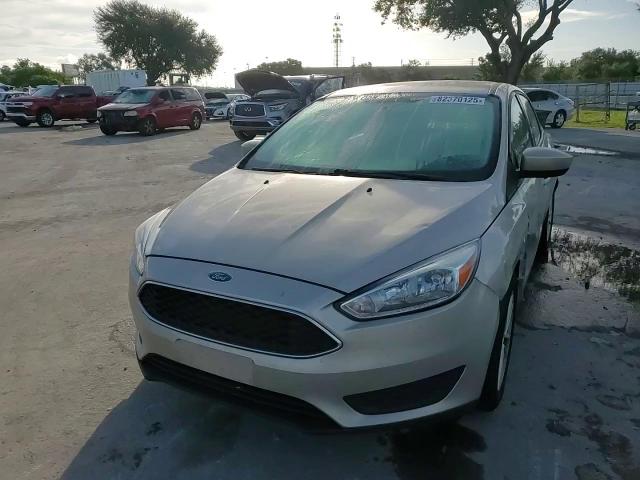 2018 Ford Focus Se VIN: 1FADP3FE6JL238667 Lot: 82370125