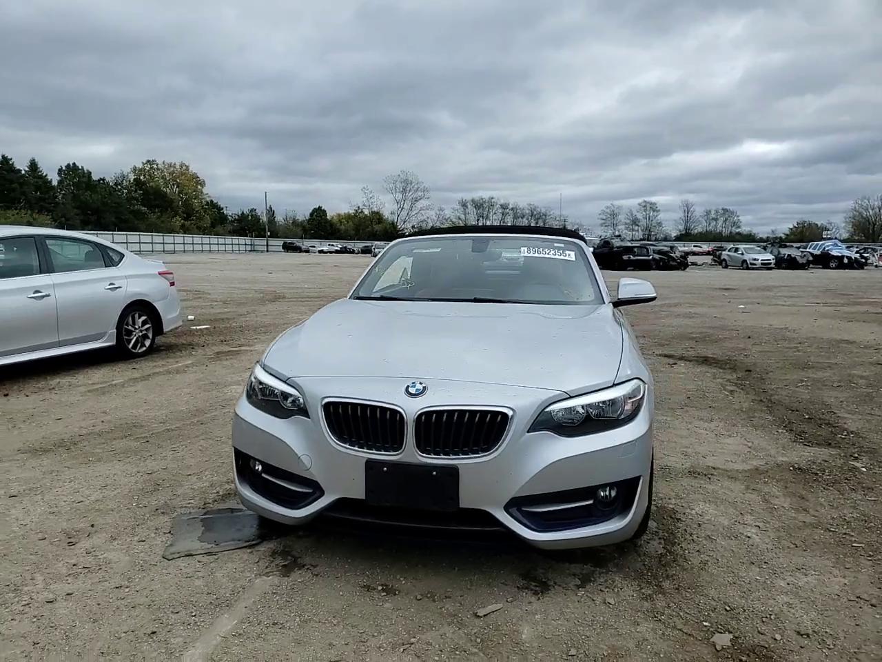 Фото: WBA2M9C54HV717425