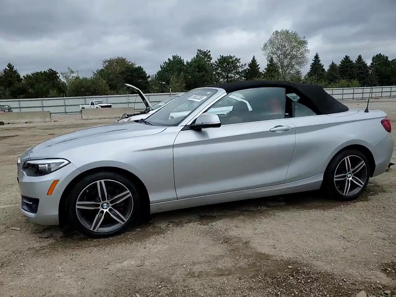 Фото: WBA2M9C54HV717425