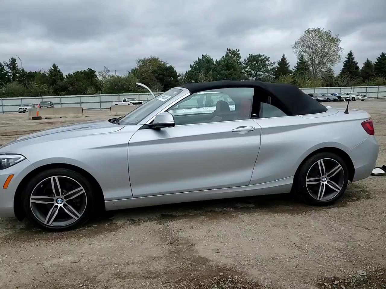 Фото: WBA2M9C54HV717425