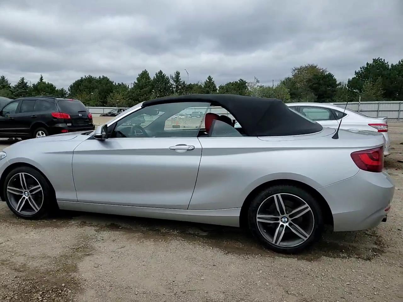 Фото: WBA2M9C54HV717425