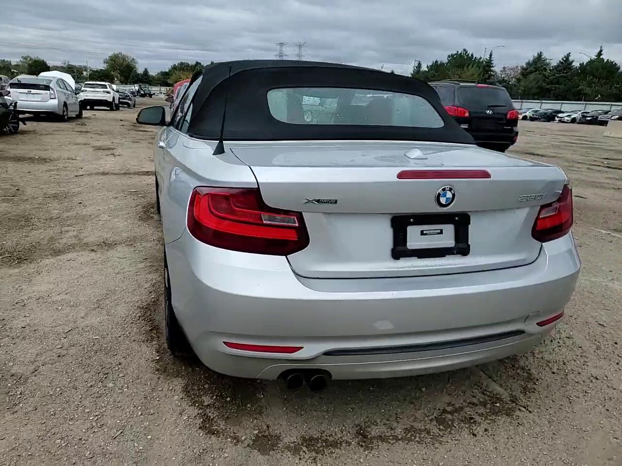 Фото: WBA2M9C54HV717425