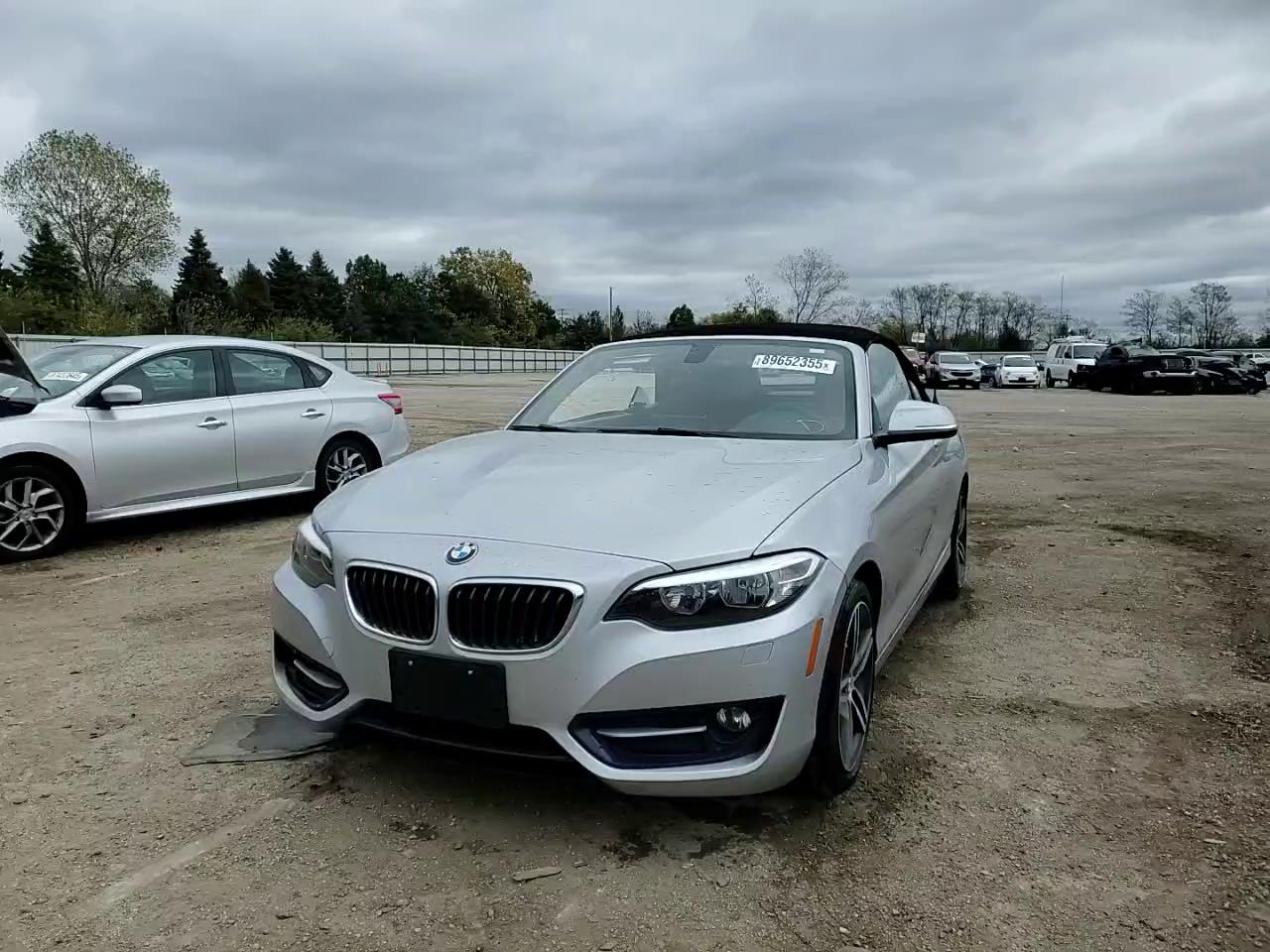 Фото: WBA2M9C54HV717425