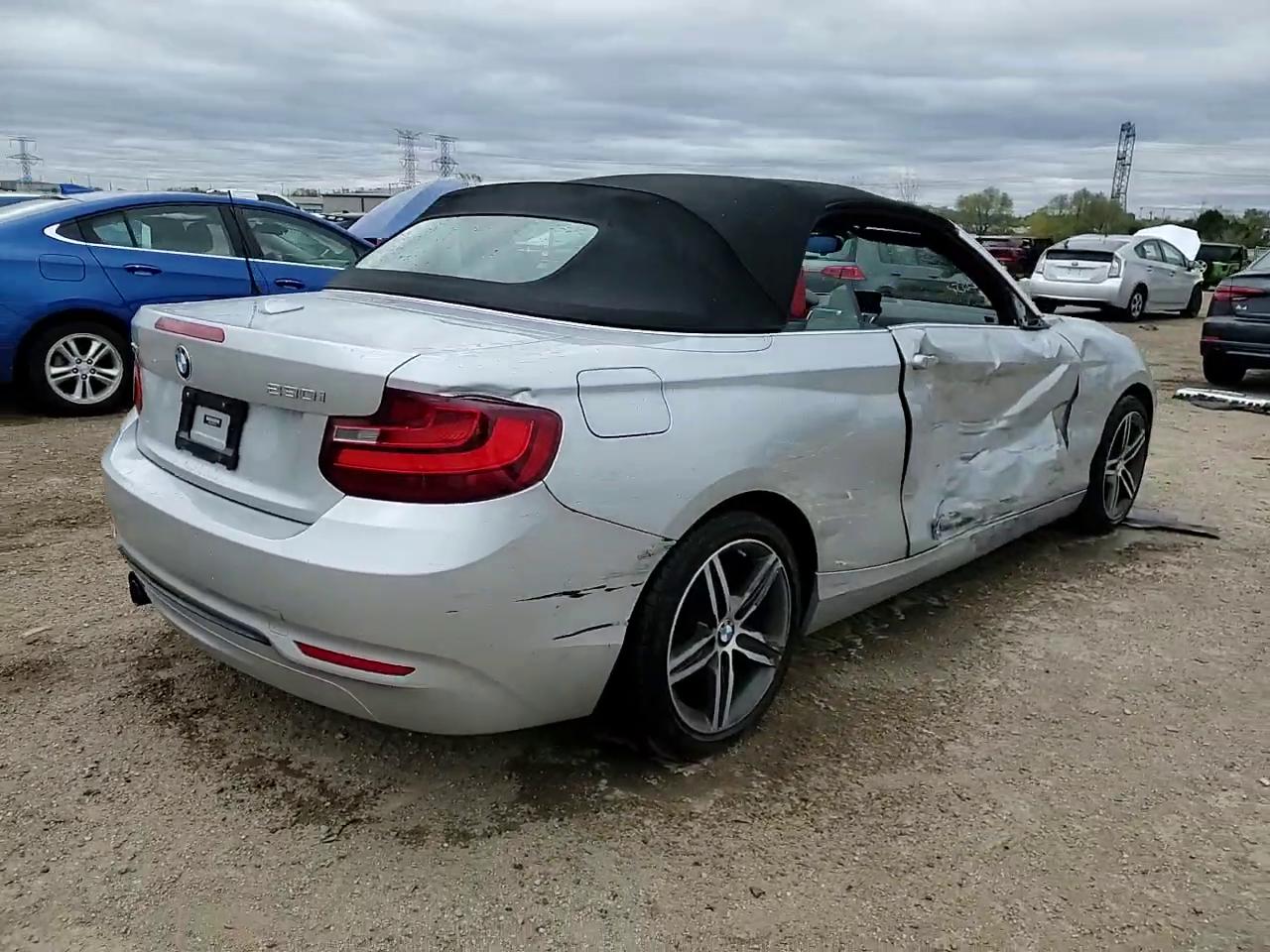 Фото: WBA2M9C54HV717425