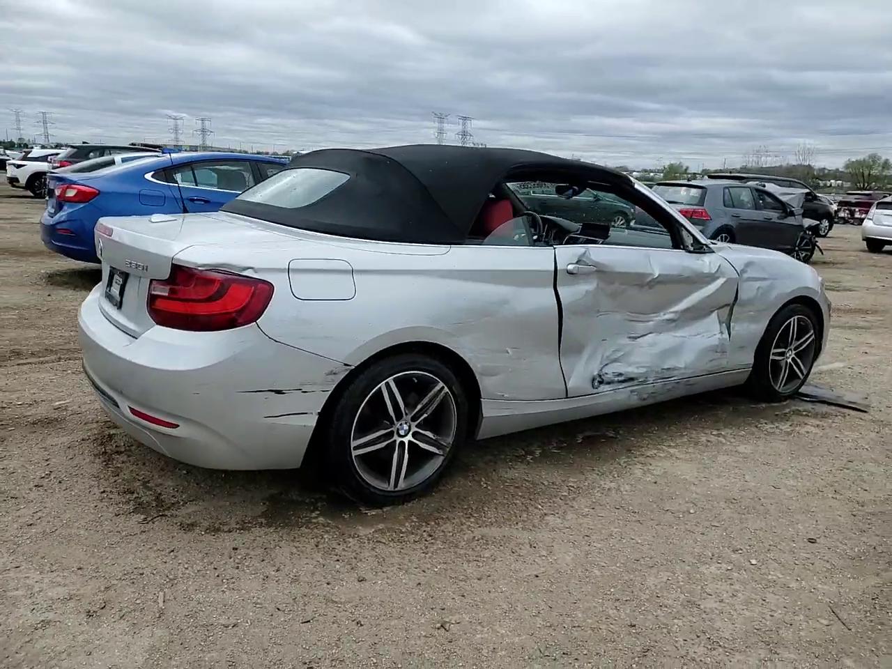 Фото: WBA2M9C54HV717425