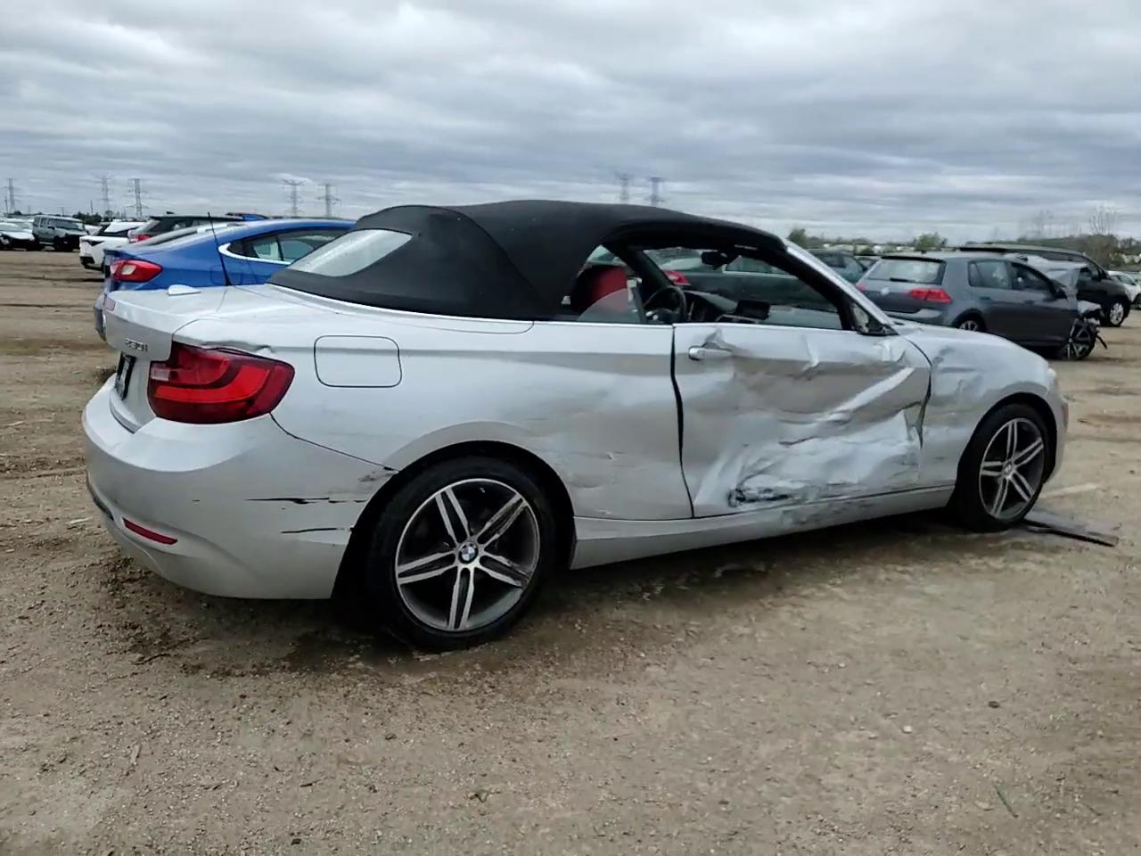 Фото: WBA2M9C54HV717425