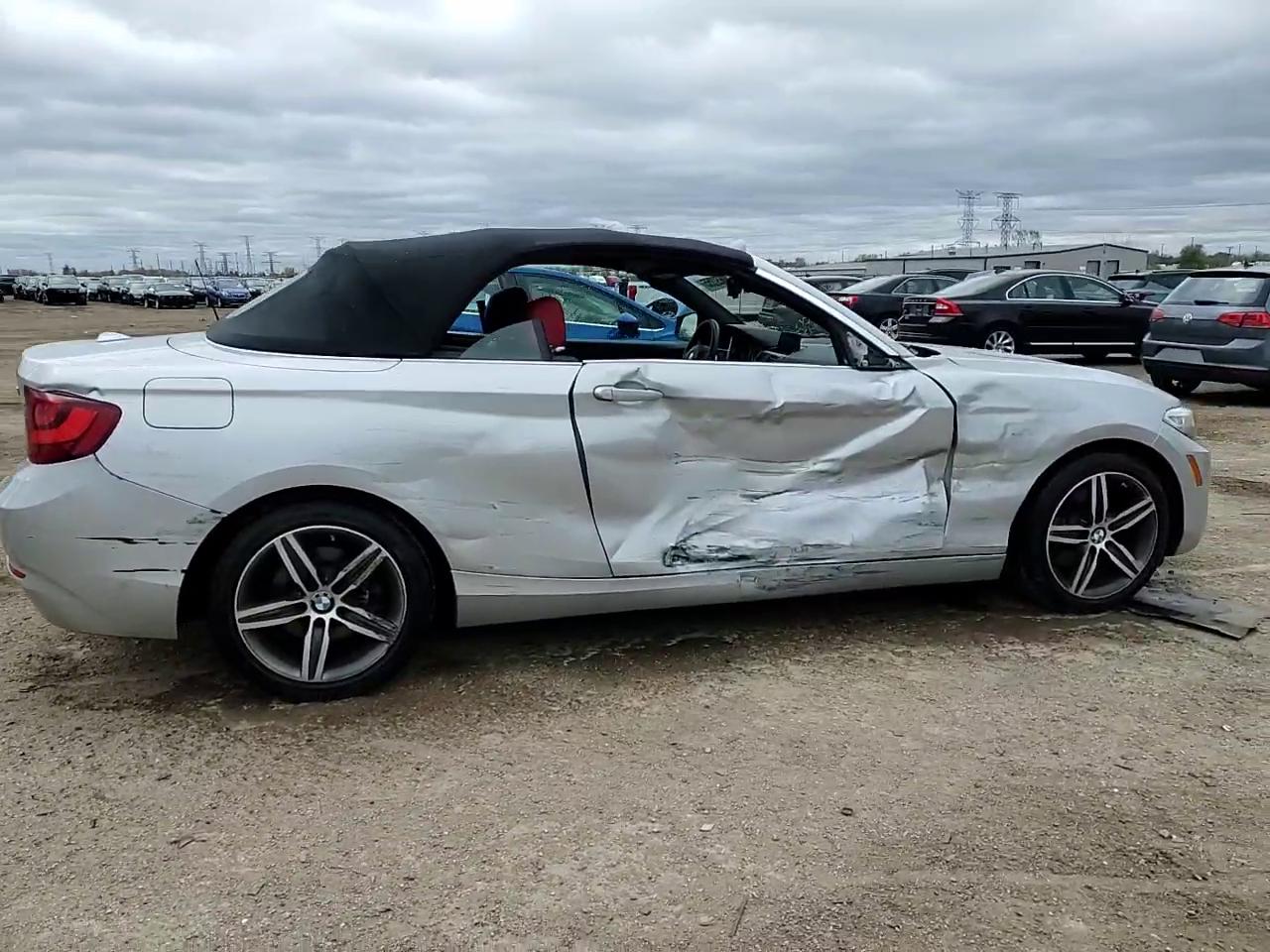 Фото: WBA2M9C54HV717425