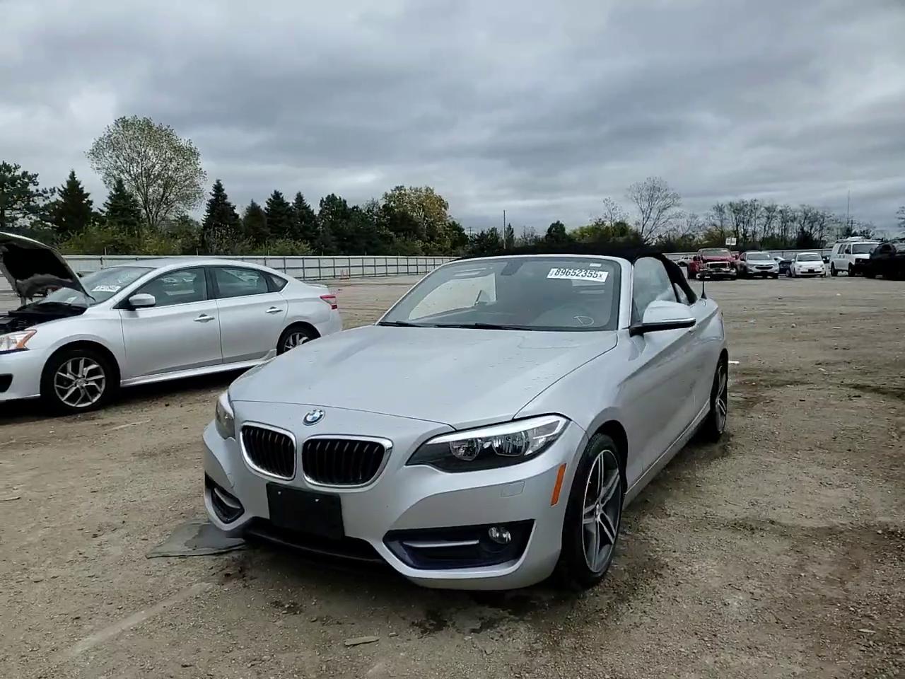 Фото: WBA2M9C54HV717425