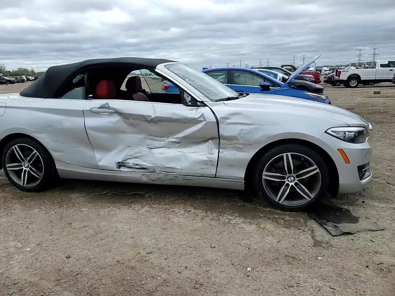 Фото: WBA2M9C54HV717425