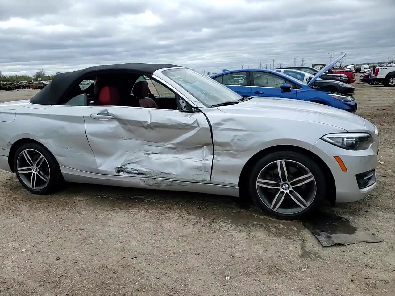 Фото: WBA2M9C54HV717425