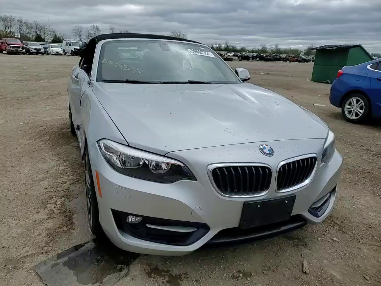 Фото: WBA2M9C54HV717425