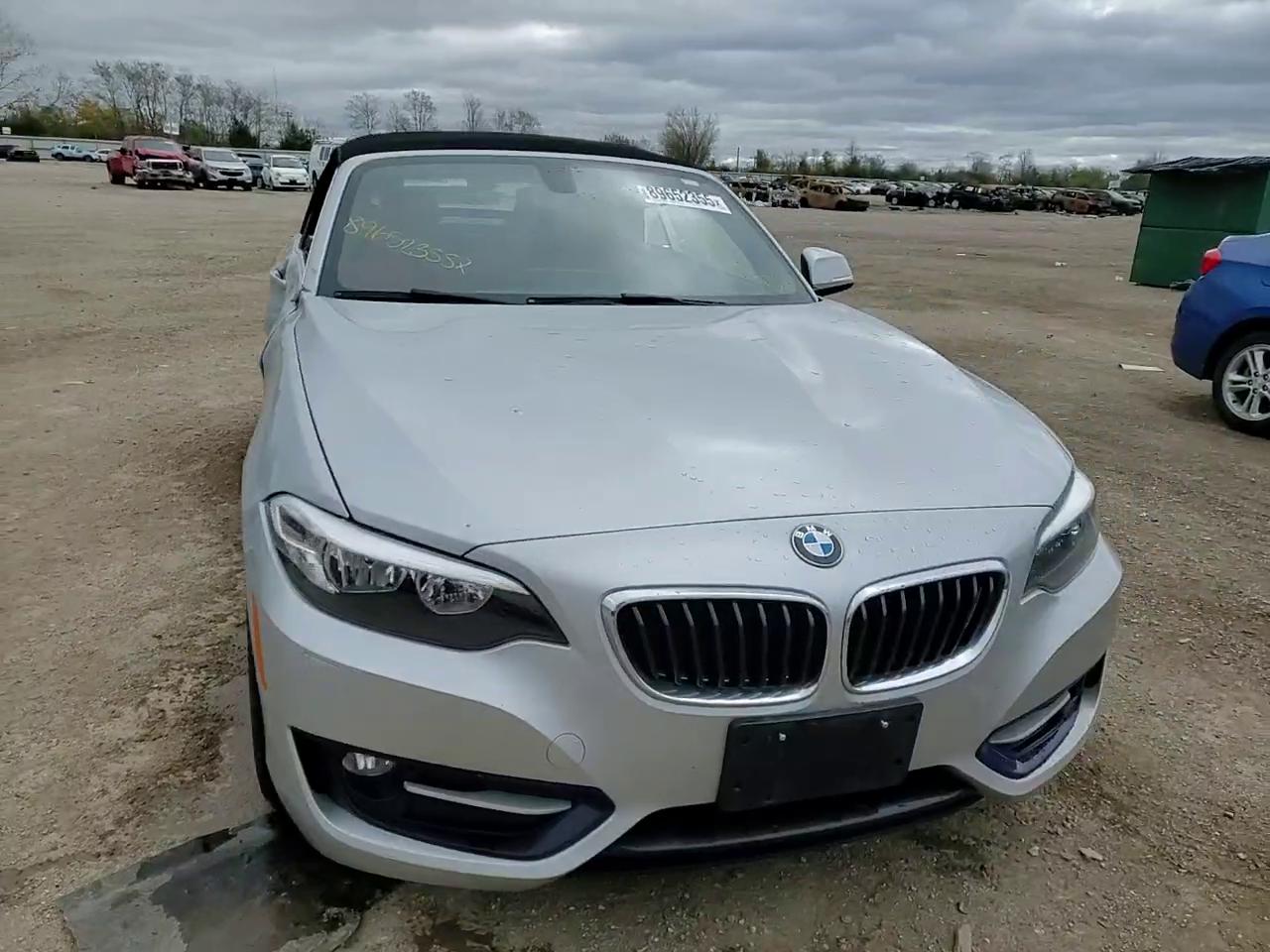 Фото: WBA2M9C54HV717425