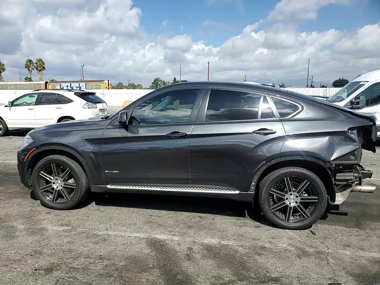 Фото: 5UXKU0C58G0F92831