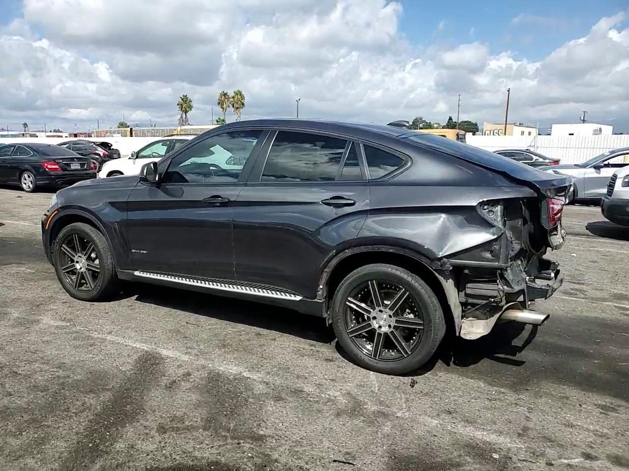 Фото: 5UXKU0C58G0F92831