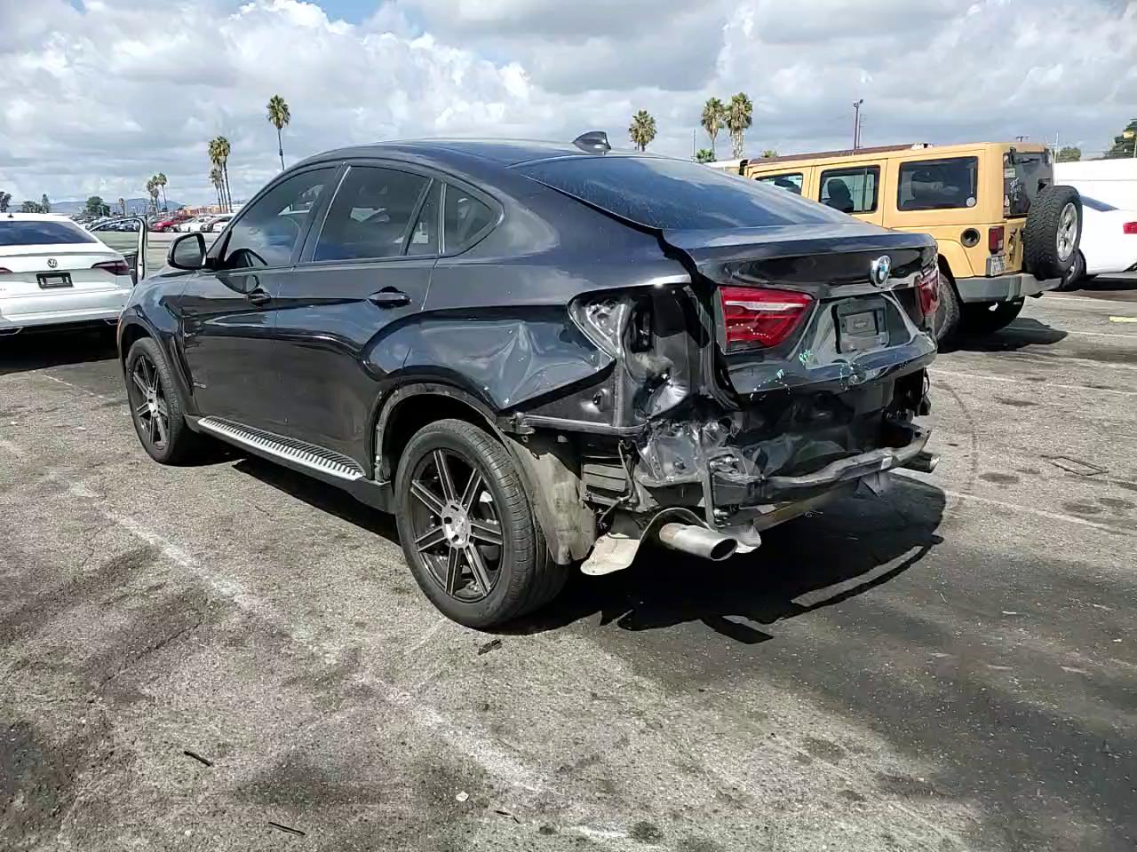 Фото: 5UXKU0C58G0F92831