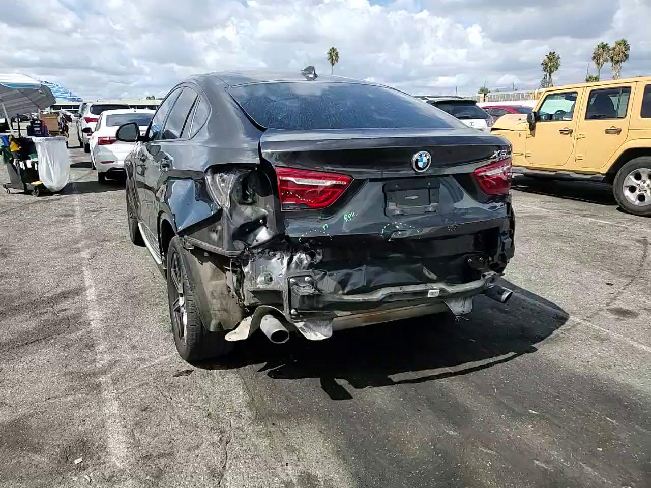 Фото: 5UXKU0C58G0F92831