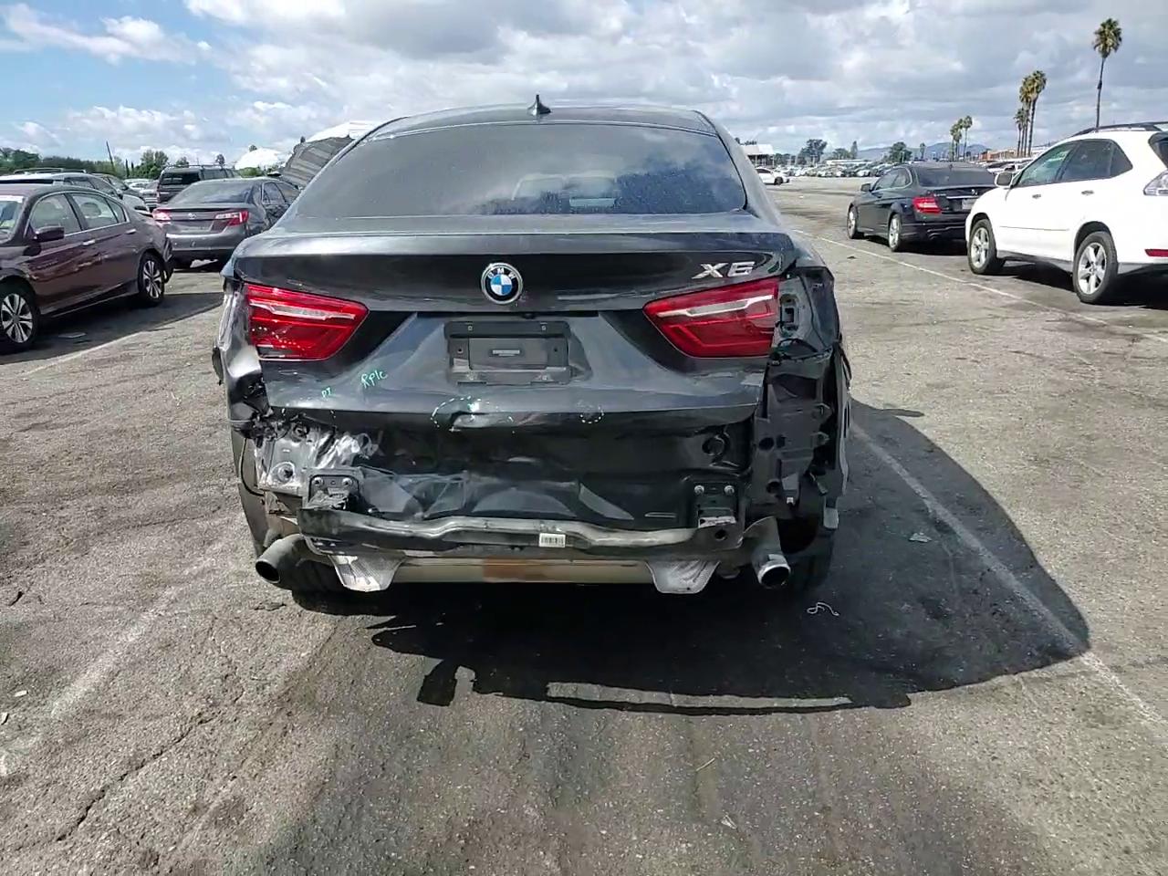 Фото: 5UXKU0C58G0F92831