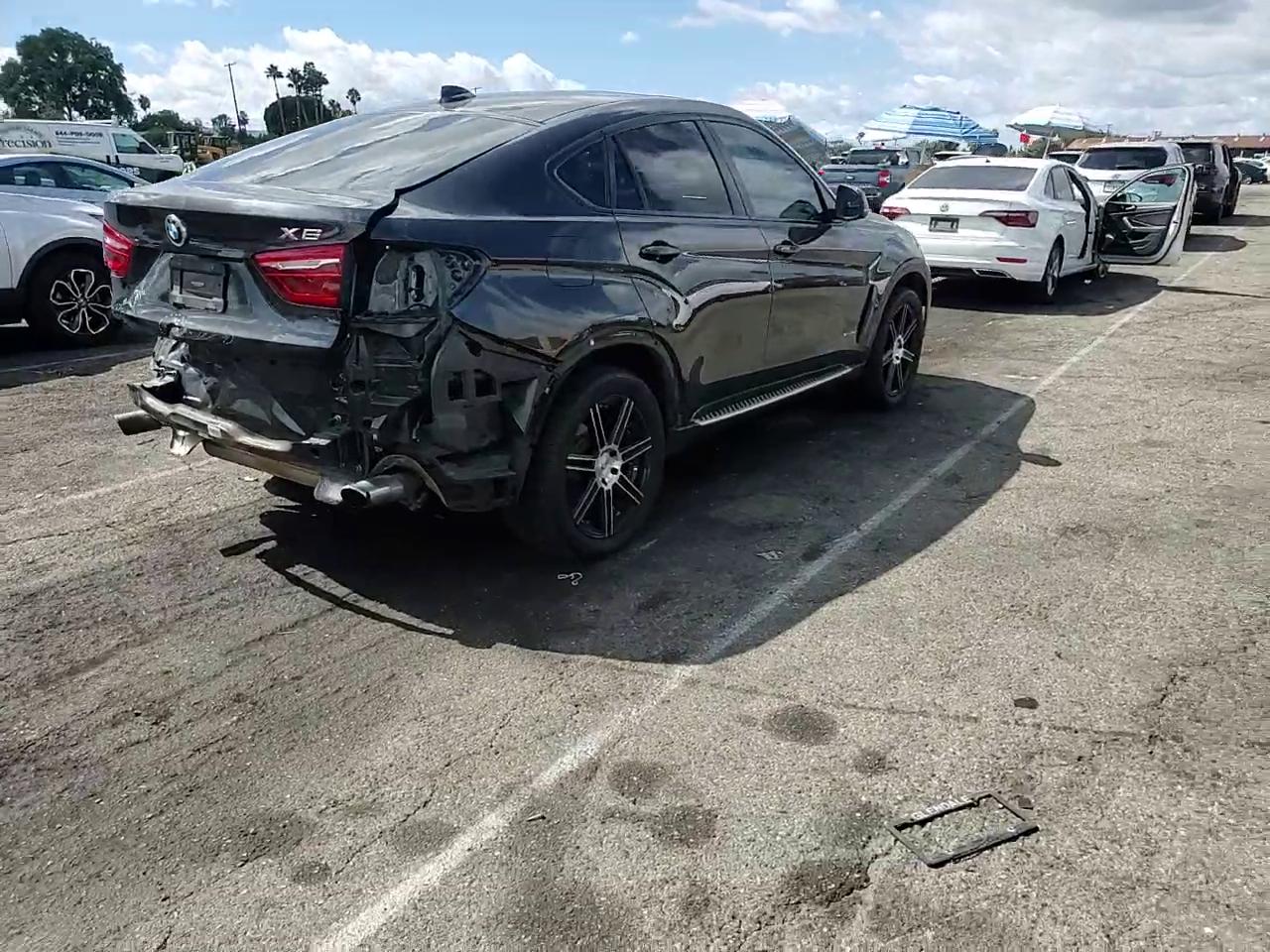 Фото: 5UXKU0C58G0F92831