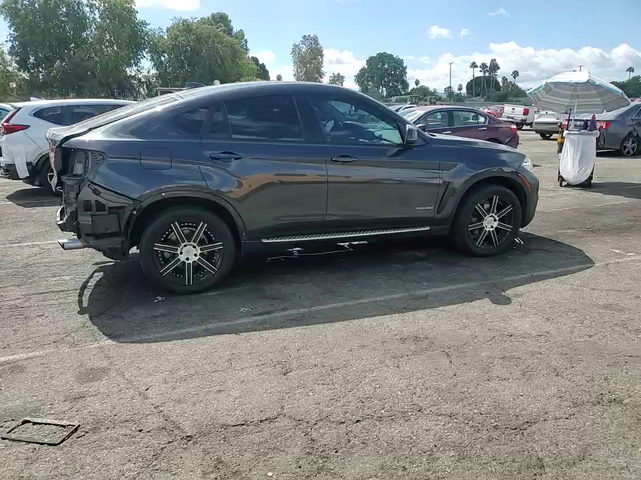 Фото: 5UXKU0C58G0F92831