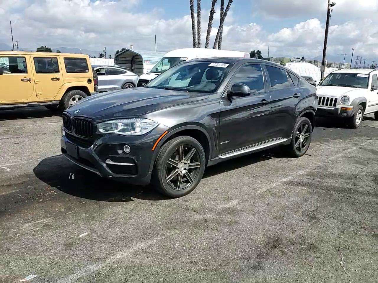 Фото: 5UXKU0C58G0F92831