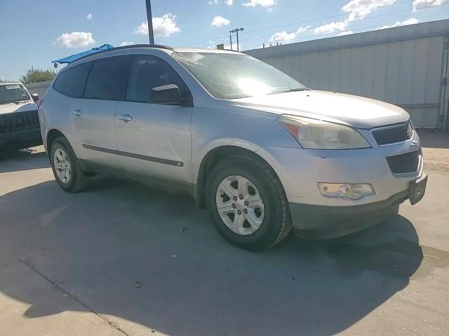 2010 Chevrolet Traverse Ls VIN: 1GNLREED2AS145842 Lot: 85570295