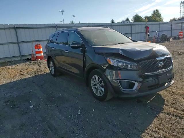 2018 Kia Sorento Lx VIN: 5XYPG4A32JG424527 Lot: 81949085