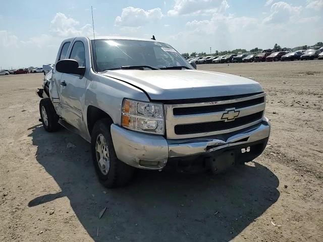 2011 Chevrolet Silverado C1500 Lt VIN: 1GCRCSE09BZ387570 Lot: 84000075