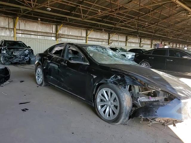 2018 Tesla Model S VIN: 5YJSA1E22JF293697 Lot: 82450885