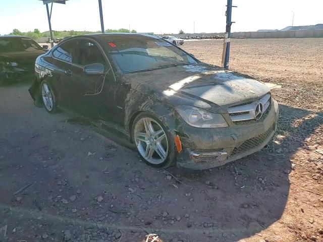 2012 Mercedes-Benz C 250 VIN: WDDGJ4HB3CF880840 Lot: 82006585