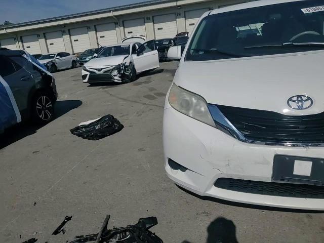 2014 Toyota Sienna Le VIN: 5TDKK3DC6ES475052 Lot: 81946725