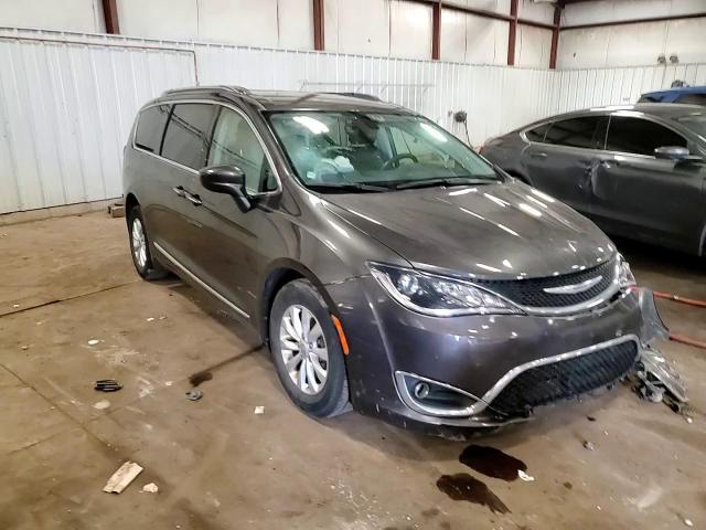 2018 Chrysler Pacifica Touring L Plus VIN: 2C4RC1EG2JR198453 Lot: 89796295