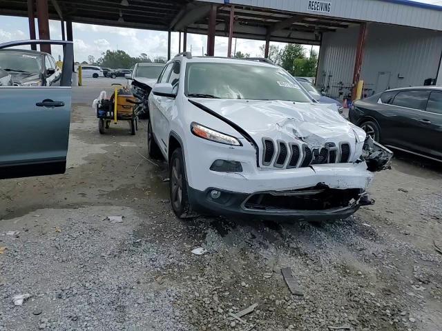 2017 Jeep Cherokee Latitude VIN: 1C4PJLCBXHW574401 Lot: 85171095