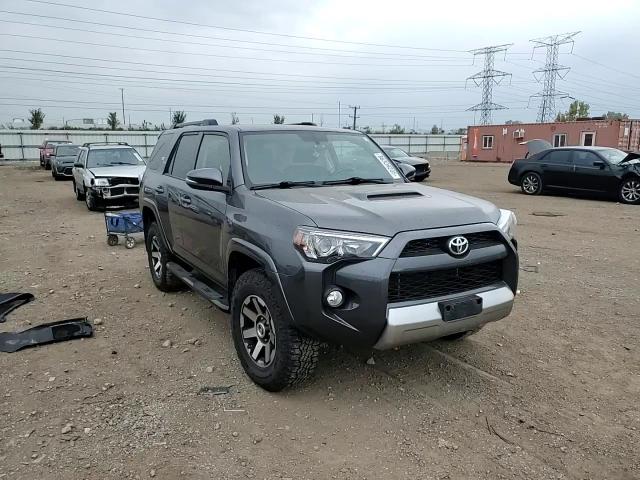 2019 Toyota 4Runner Sr5/Sr5 Premium VIN: JTEBU5JR4K5646599 Lot: 86309205
