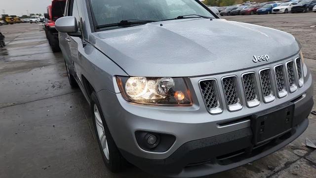 2016 Jeep Compass Latitude VIN: 1C4NJDEB1GD758002 Lot: 84942065