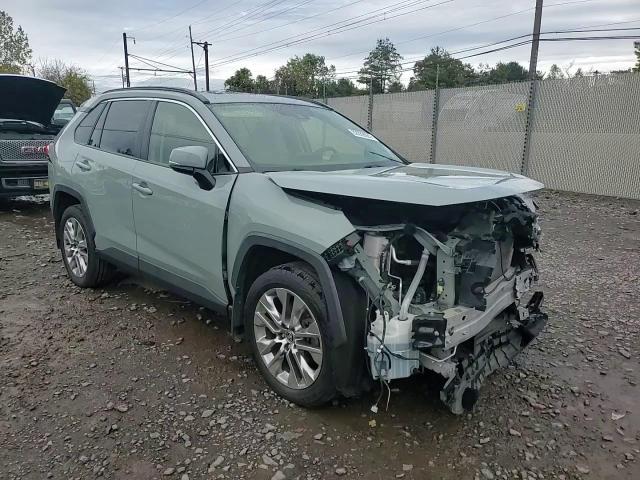 2021 Toyota Rav4 Xle Premium VIN: JTMA1RFV0MD071822 Lot: 82289065