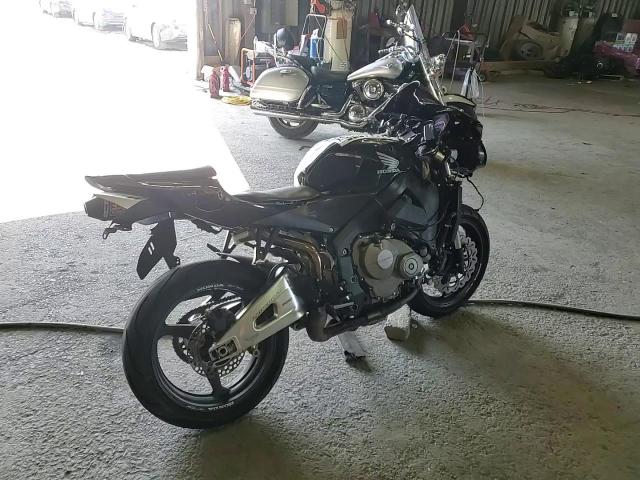 2005 Honda Cbr600 Rr VIN: JH2PC370X5M200517 Lot: 84911575