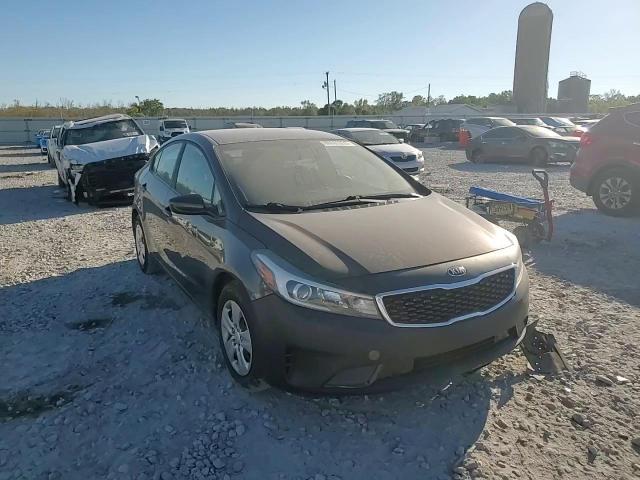 2018 Kia Forte Lx VIN: 3KPFK4A7XJE212548 Lot: 86531395